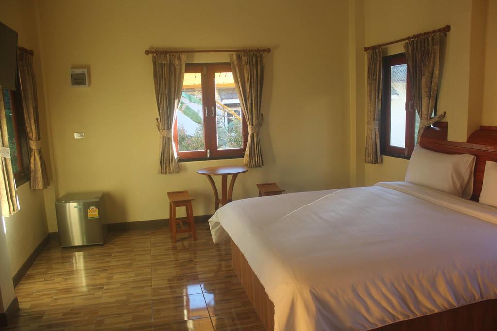 Baan Mek Lom Hotell Khao Lak Eksteriør bilde